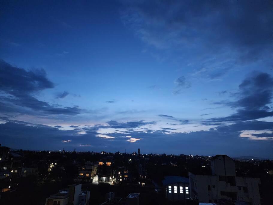 Revanta Studio Flat Kolhapur Bagian luar foto