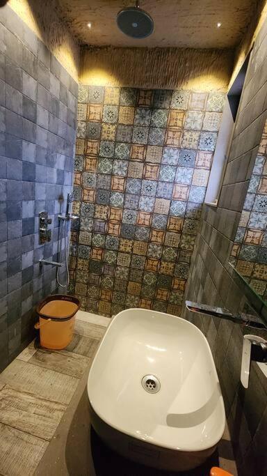 Revanta Studio Flat Kolhapur Bagian luar foto